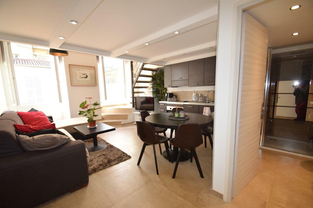 Perla Duplex - No Better Location In Nice Buitenkant foto